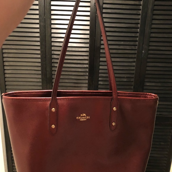 Coach Handbags - Coach City Tote